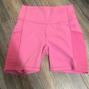 Fabletics 6" shorts